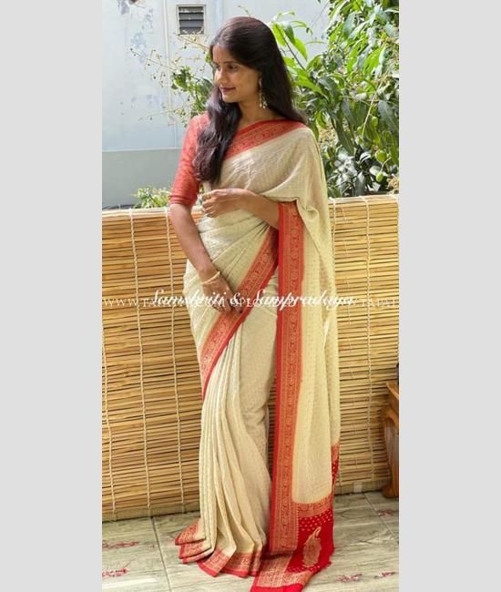 Buy Lace Green Soft Silk Banarasi Saree online-Karagiri – Karagiri Global